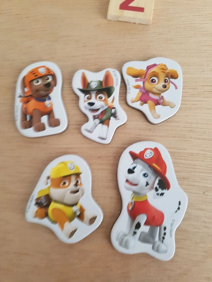 Valisette, alphabet magnétique et aimants Pat'Patrouille - photo numéro 10