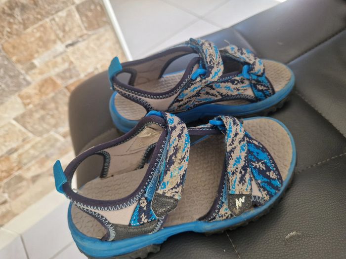 1 paire sandale bleu gris  mesure semelle 21