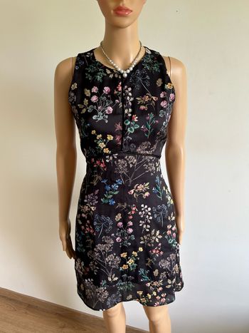 Robe noire et fleurie sans manches Morgan taille 36 TBE