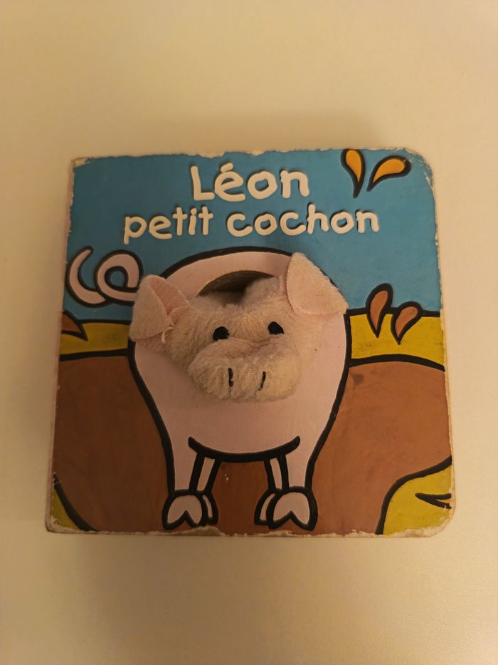 Livre Léon le petit cochon