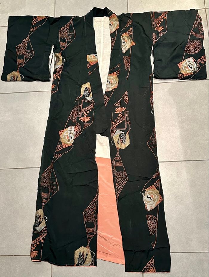 Kimono japonais traditionnel - photo numéro 8