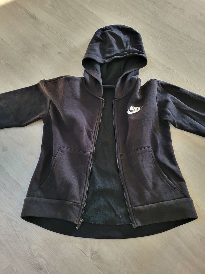 Veste de sport à capuche - photo numéro 2