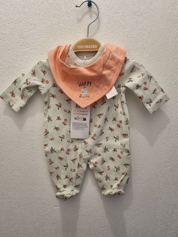 Pyjama avec bavoir fille