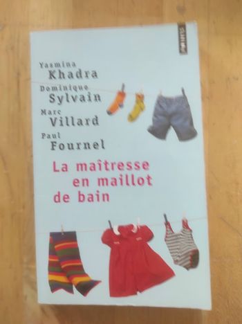 La maîtresse en maillot de bain Collectif Points 2008