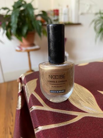 Vernis Nocibé doré