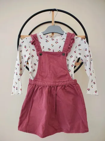 4 ans ensemble teeshirt côtelé tape a l'oeil et robe Gémo