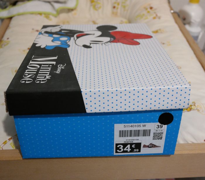 Chaussure Minnie T39 - photo numéro 9