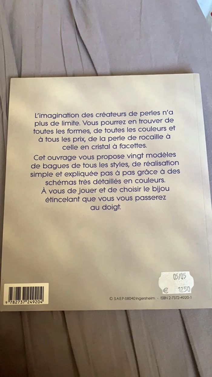 Livre bague - photo numéro 3