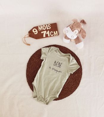 Bodie 👣 manches courtes, tape à l'œil, 9 mois