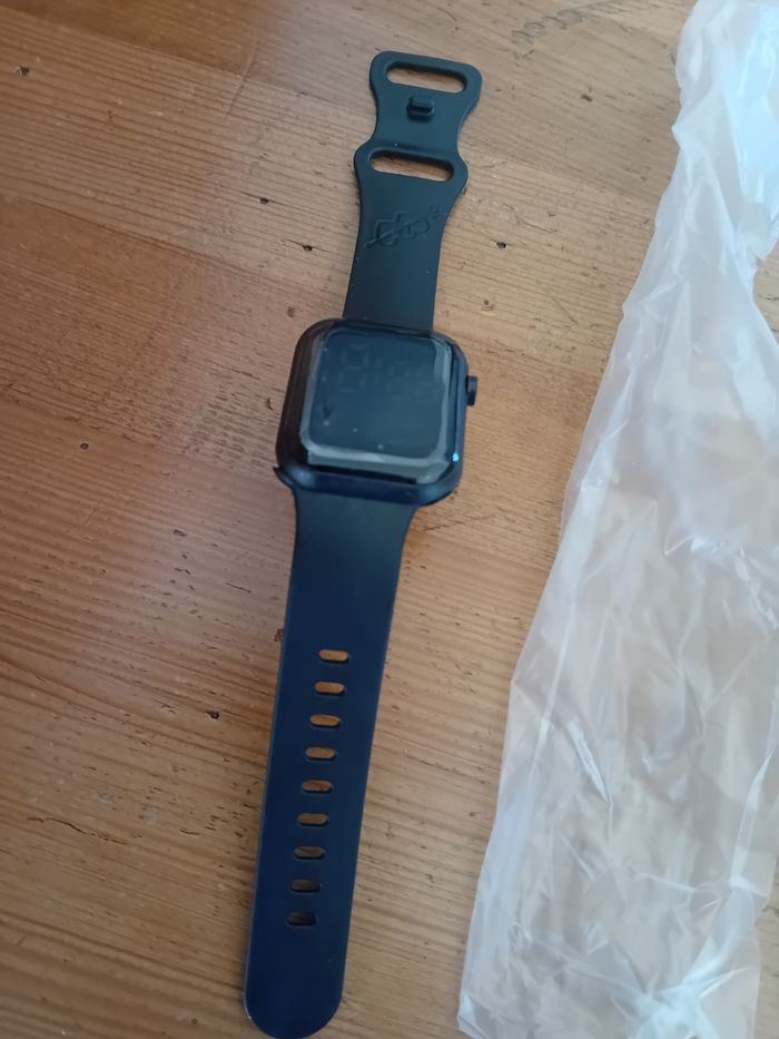 Montre - photo numéro 2