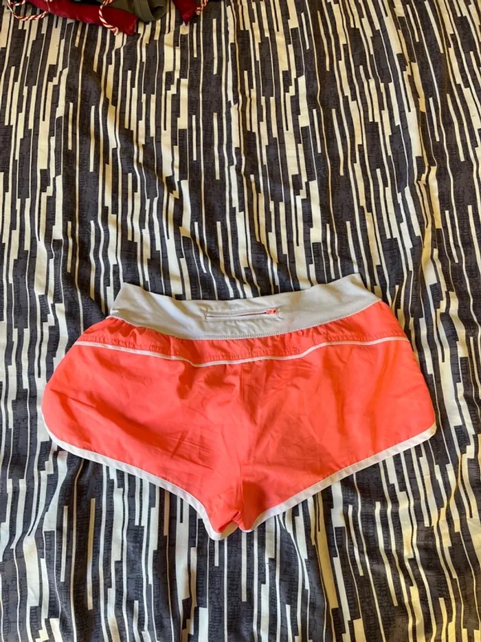 Short de sport - photo numéro 2