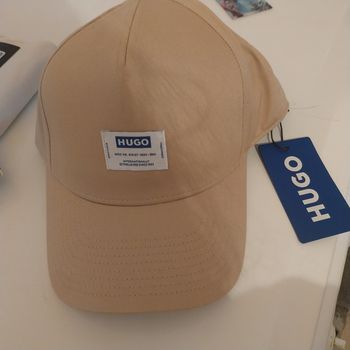 Casquette hugo boss neuve avec étiquette 🏷 taille unique