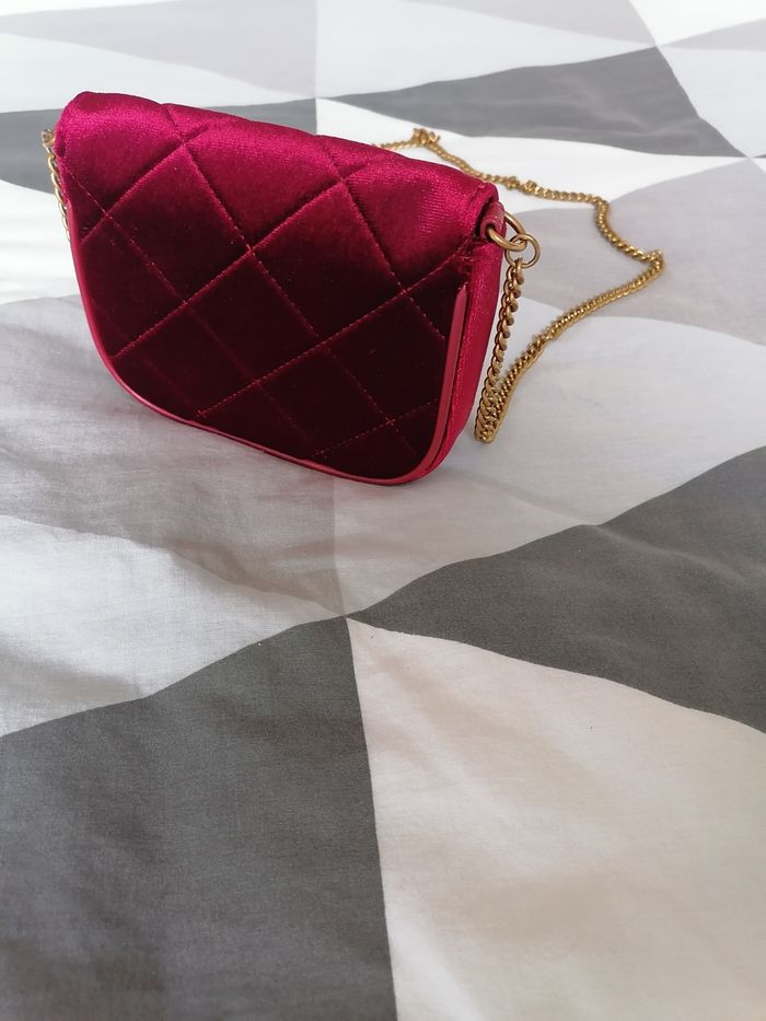 Sac bandoulière en simili velours rouge matelassé avec motif cerises - Twinset Milano - photo numéro 2