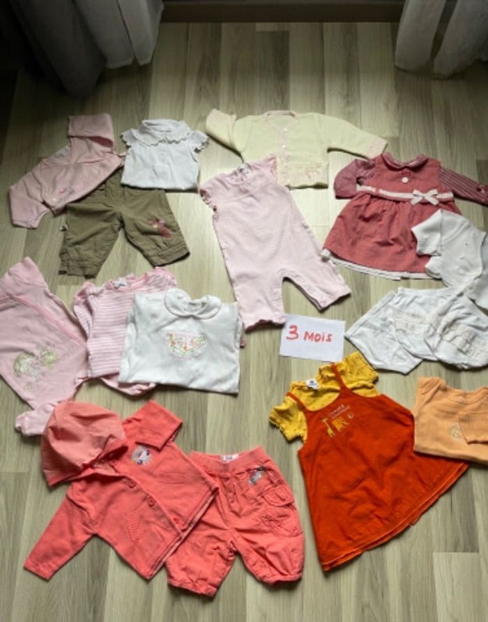 Lot de 16 vêtements bébé fille 3 mois