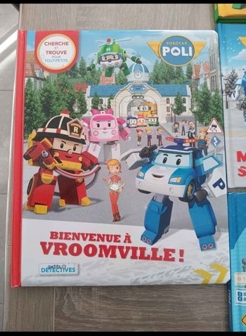 Livre robocar poli