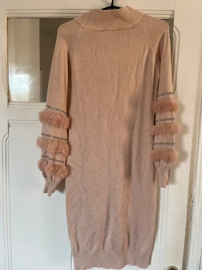Jolie robe mi longue - photo numéro 2