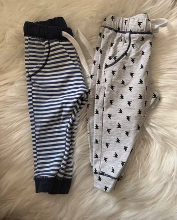 2 pantalons