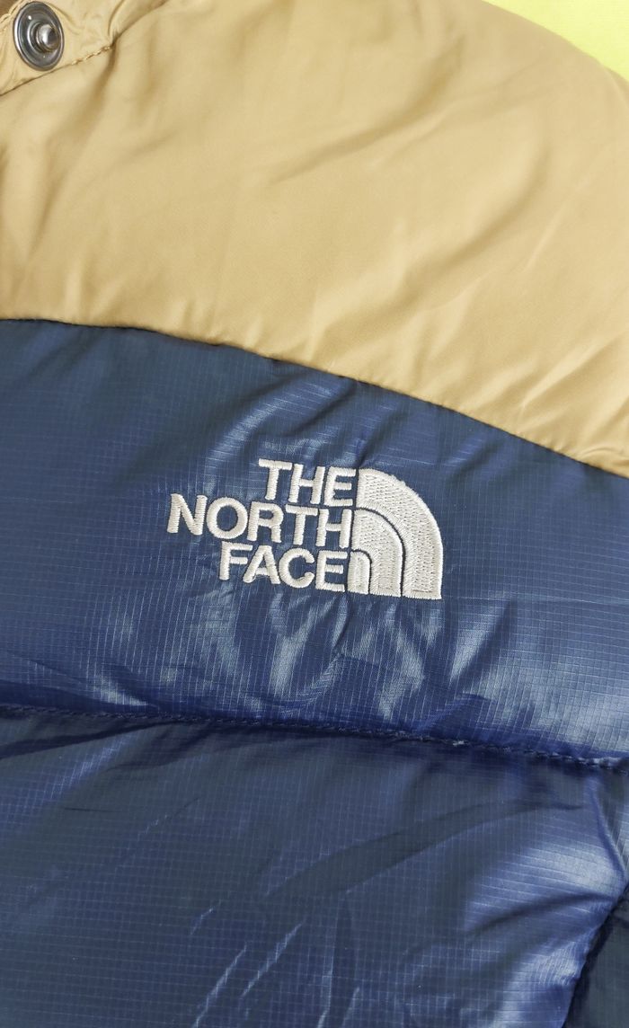 The North Face  puffer vest - photo numéro 4