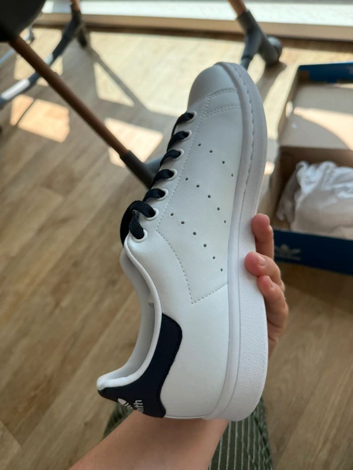 Stan smith bleu et blanche Renault r5 adidas - photo numéro 6