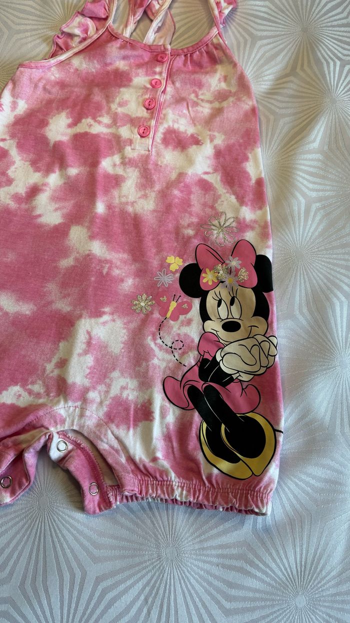 Combi short grenouillère Minnie 3 ans - 98 cm neuve - photo numéro 3