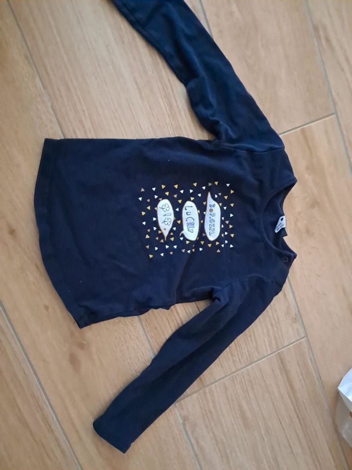 T shirt manches longues 3 pommes 12/18 mois - photo numéro 3