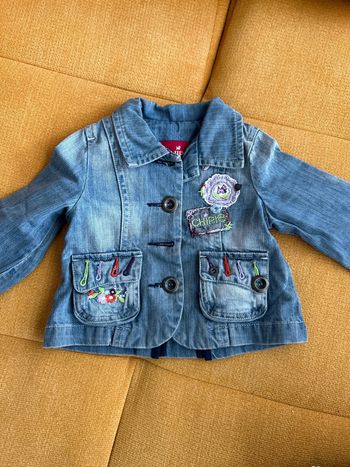Belle veste en jean 24 mois