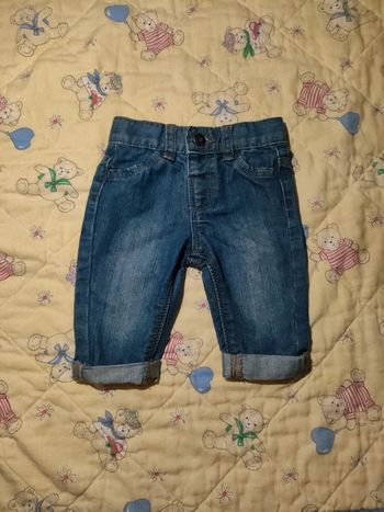 Jean 6 mois
