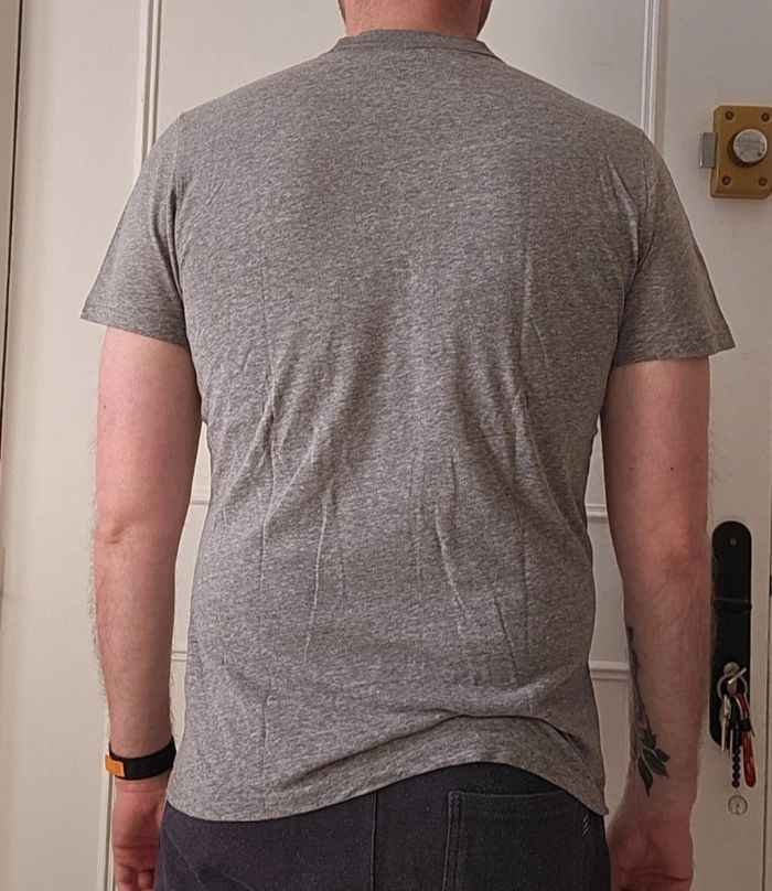 T-Shirt gris - photo numéro 2