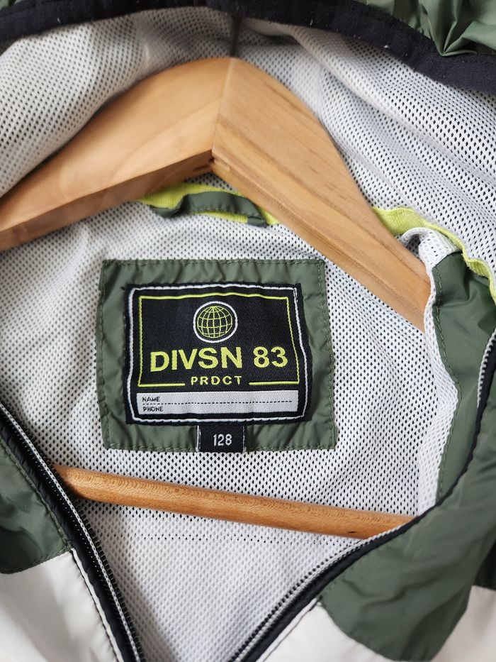 Lot de veste coupe vent 8 ans - photo numéro 10