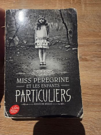 Roman miss peregrine et les enfants particulier tome 1
