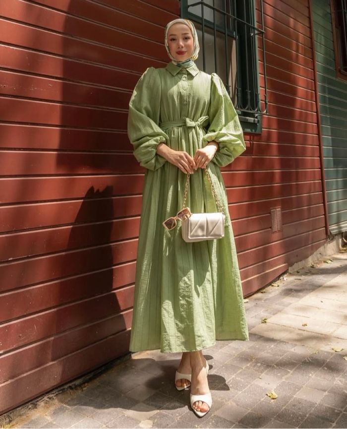 Robe longue vert - photo numéro 2