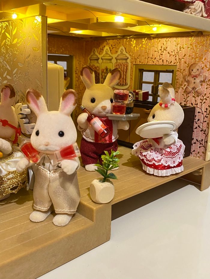 Maison complète larchwood éclairée famille lapin chocolat papi mamie noël - photo numéro 10