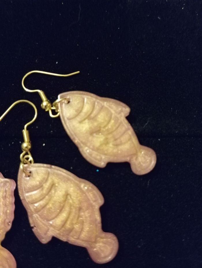 Lot de boucles d'oreilles en résine - photo numéro 3