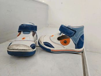 Chaussure bébé cuir Pointure 18 U26