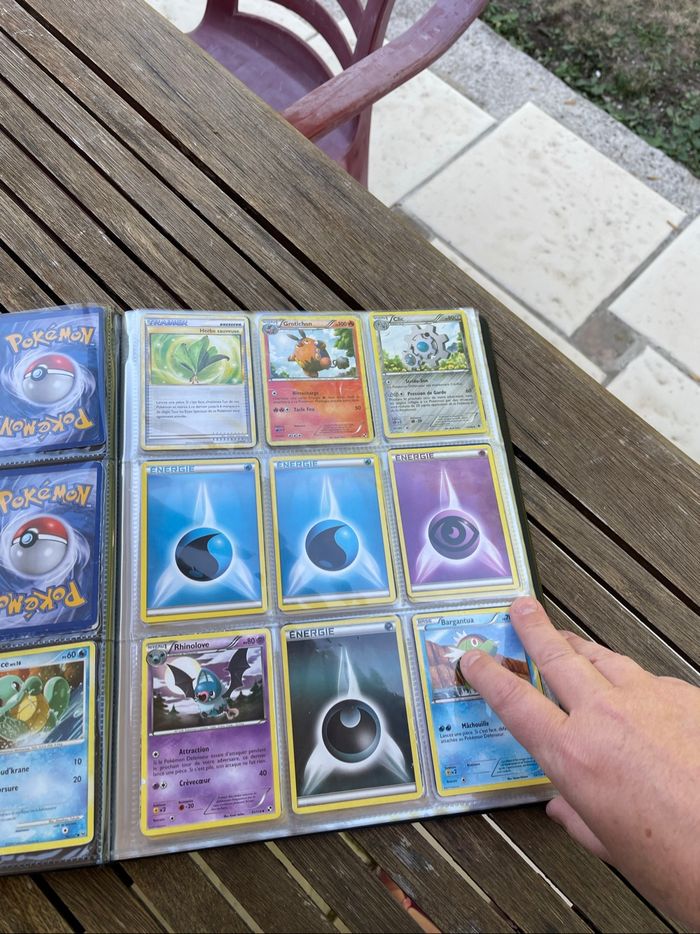 Album de cartes Pokémon complet - photo numéro 3
