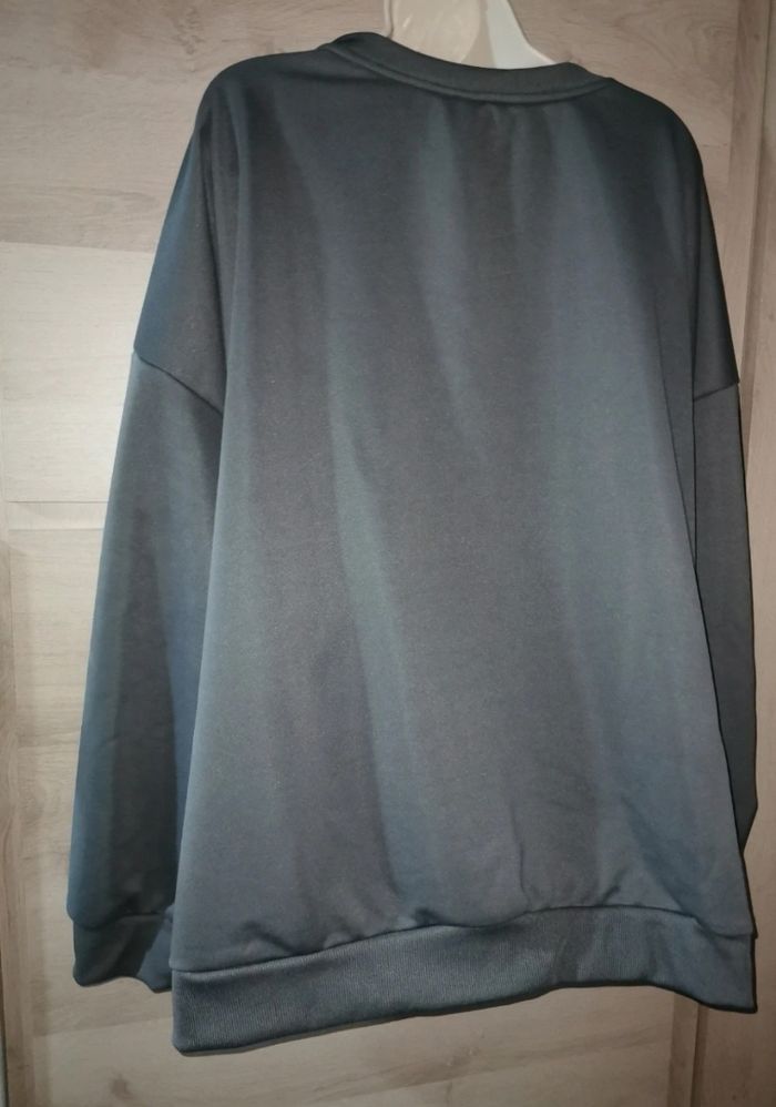 Sweat gris motif lion - photo numéro 4