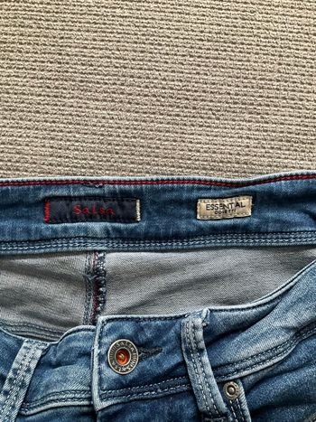 Jean salsa, effet push up 38 40