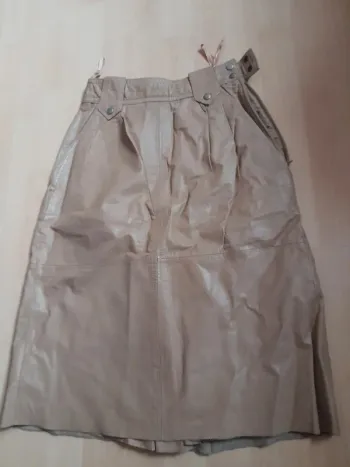 Jupe en cuir C&A couleur peau