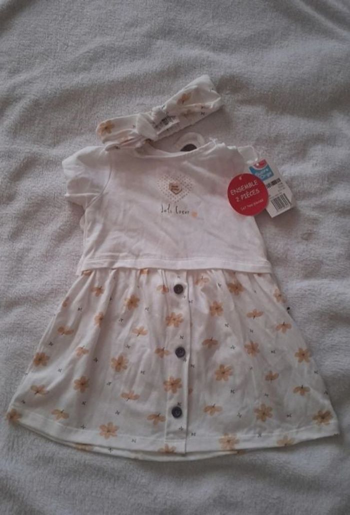 Ensemble robe et bandeau 9 mois