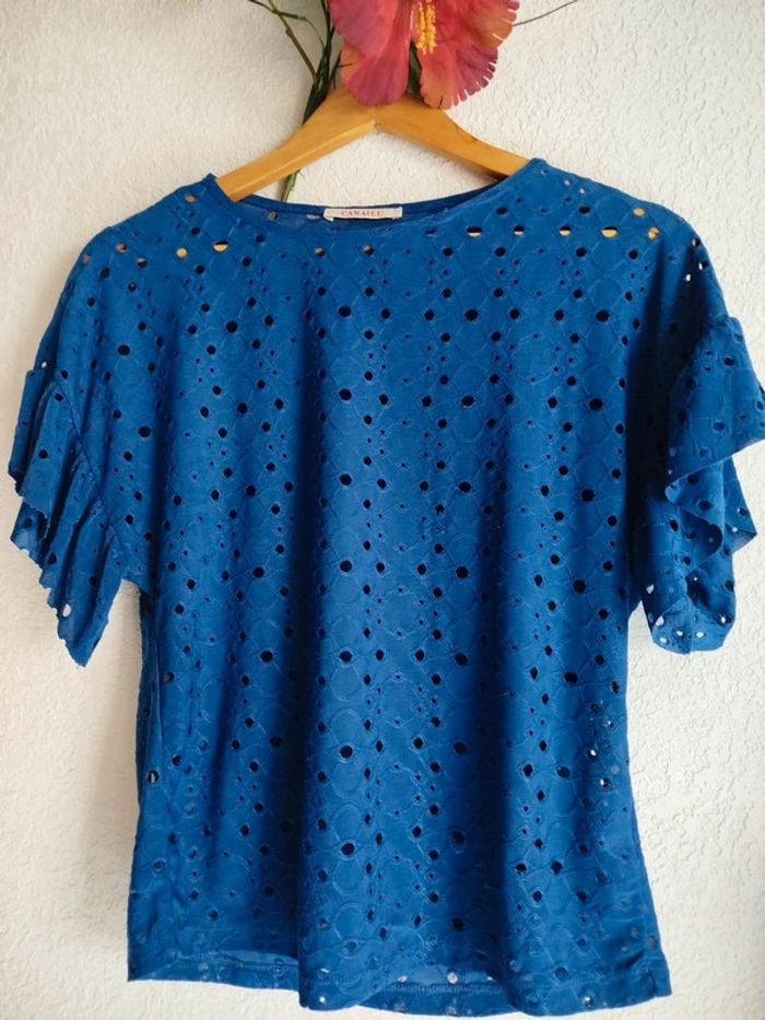 T-shirt top manches courtes à volants satiné ajouré bleu électrique M 38 Camaïeu - photo numéro 3