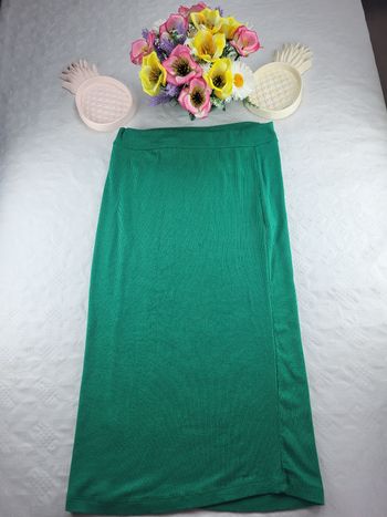 Jupe midi fluide vert émeraude taille 34
