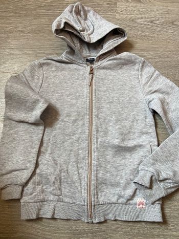 Sweat zippe a capuche