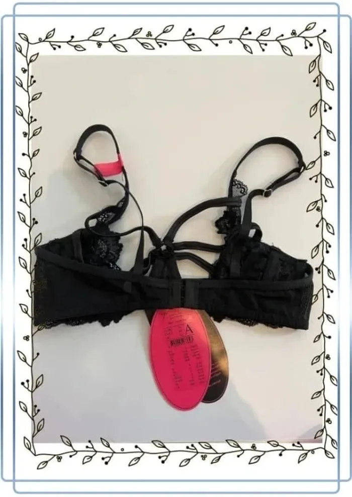 Soutien gorge noir hunkemoller, taille 70A, neuf, valeur 33€ - photo numéro 4