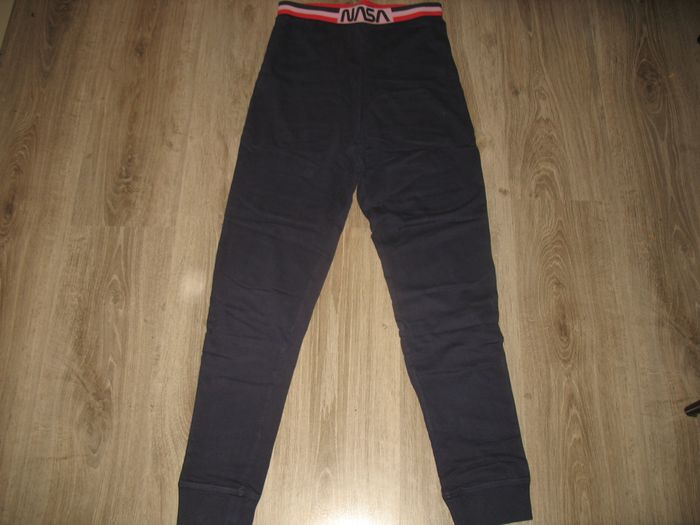 PYJAMA 2 PCS : TEE SHIRT ML GRIS + PANTALON MARINE "NASA" - TAILLE S - n°08 - photo numéro 3