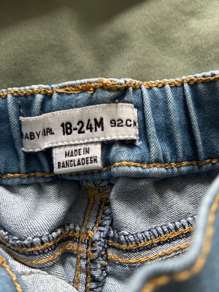 Jean fille taille 18/24 mois - photo numéro 2