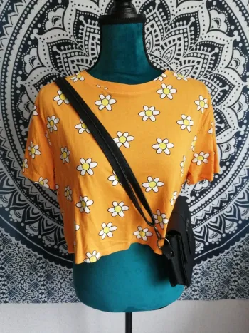 Tee-shirt crop top orange motifs fleurs pâquerettes / terranova / (M)