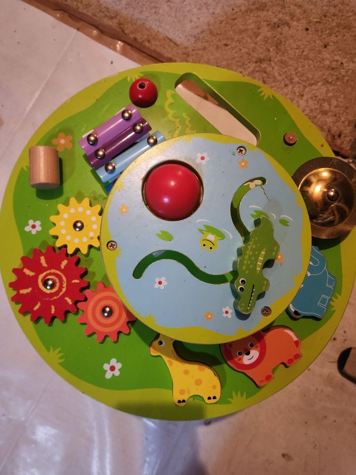 Table d'éveil - photo numéro 2