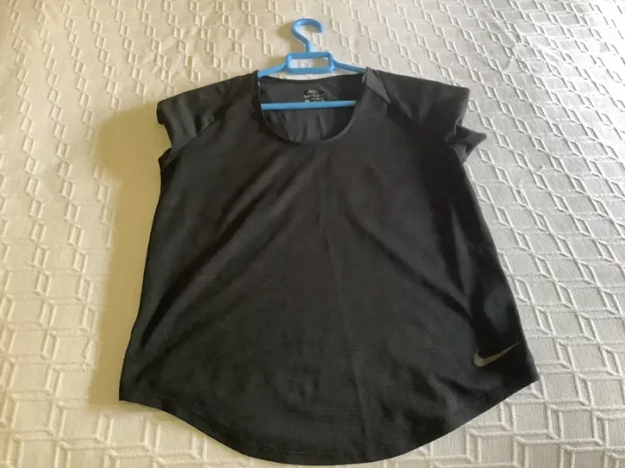 Tee-shirts nike - photo numéro 2