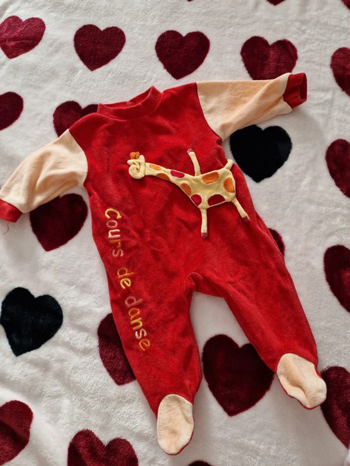 Lot pyjamas en velours 1 mois - photo numéro 7