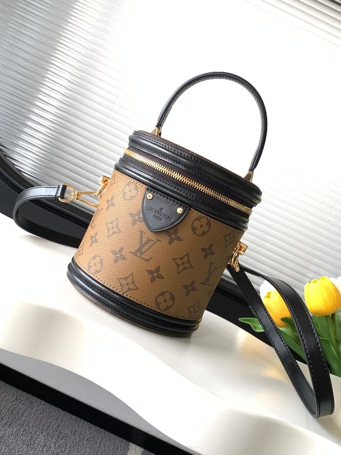 Louis Vuitton  M43986